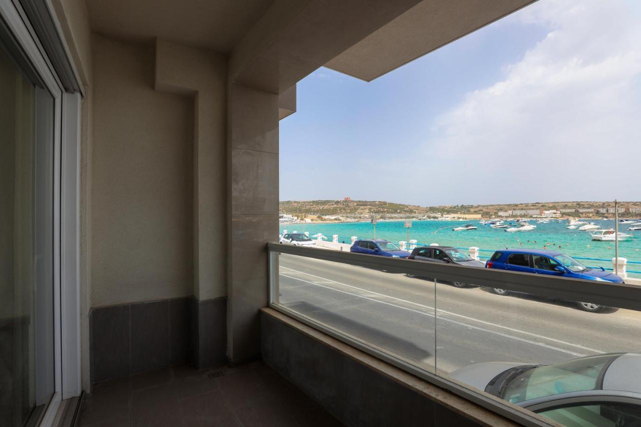 Malta'S Beachfront Apartment In Mellieha Exterior photo